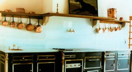 Vylaďte si interiér kuchyně, hájenky stylovým sporákem od firmy Electrolux
